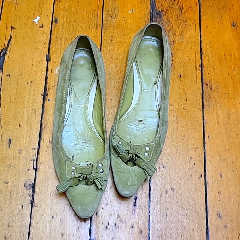 Authentic Prada 4152 Scamosciato Flats